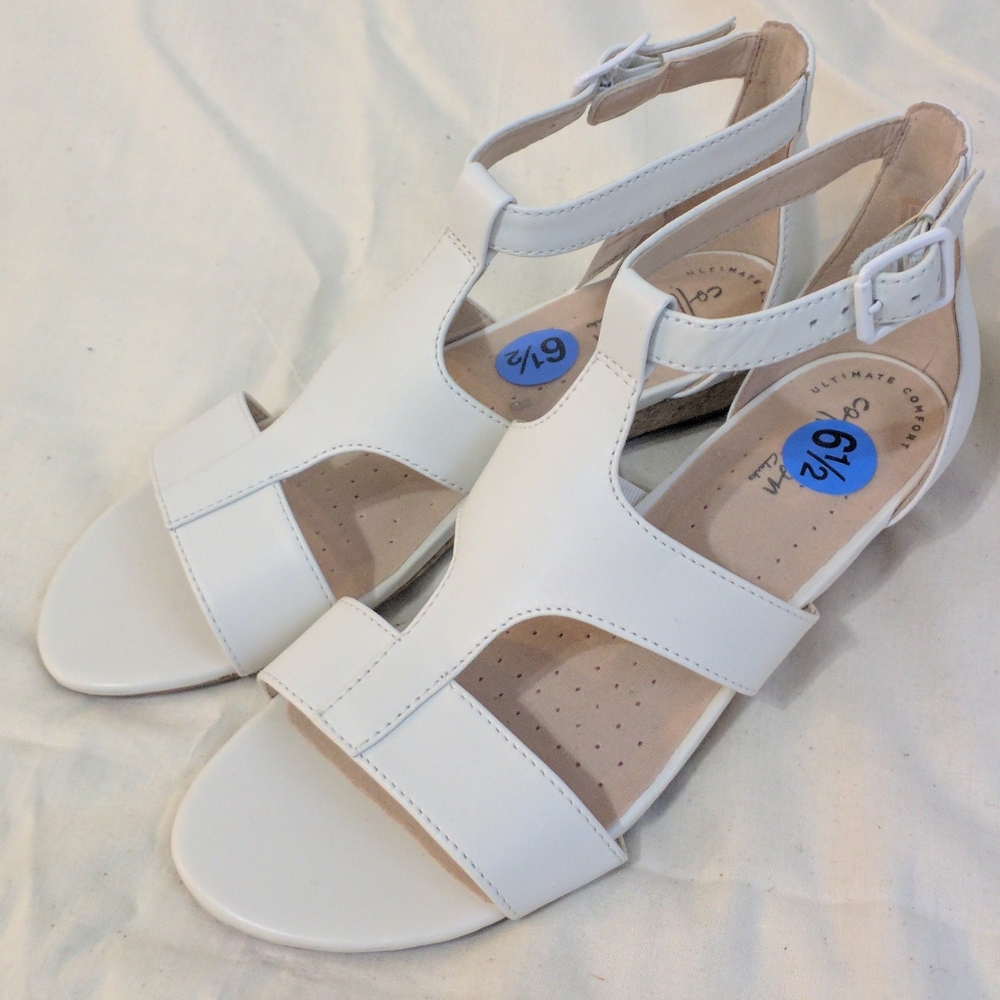 Sandals - Picture 2 of 8